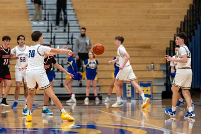 Homestead | Manchester Boys Basketball — photo 5