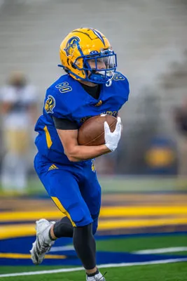 Homestead | Dwenger Football — photo 5