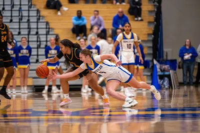 Homestead | Snider Girls Basketball — photo 2