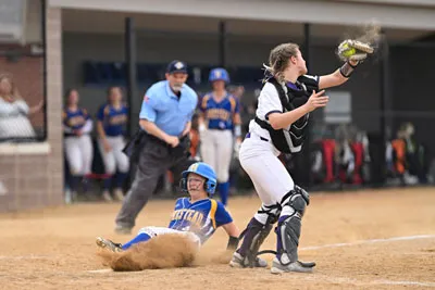 Homestead | Leo Softball — photo 2